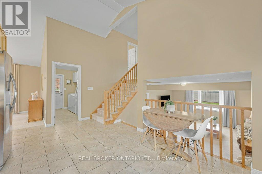 51 Sundance Crescent, Hamilton, ON