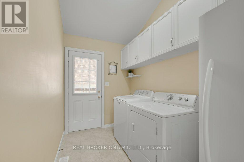 51 Sundance Crescent, Hamilton, ON