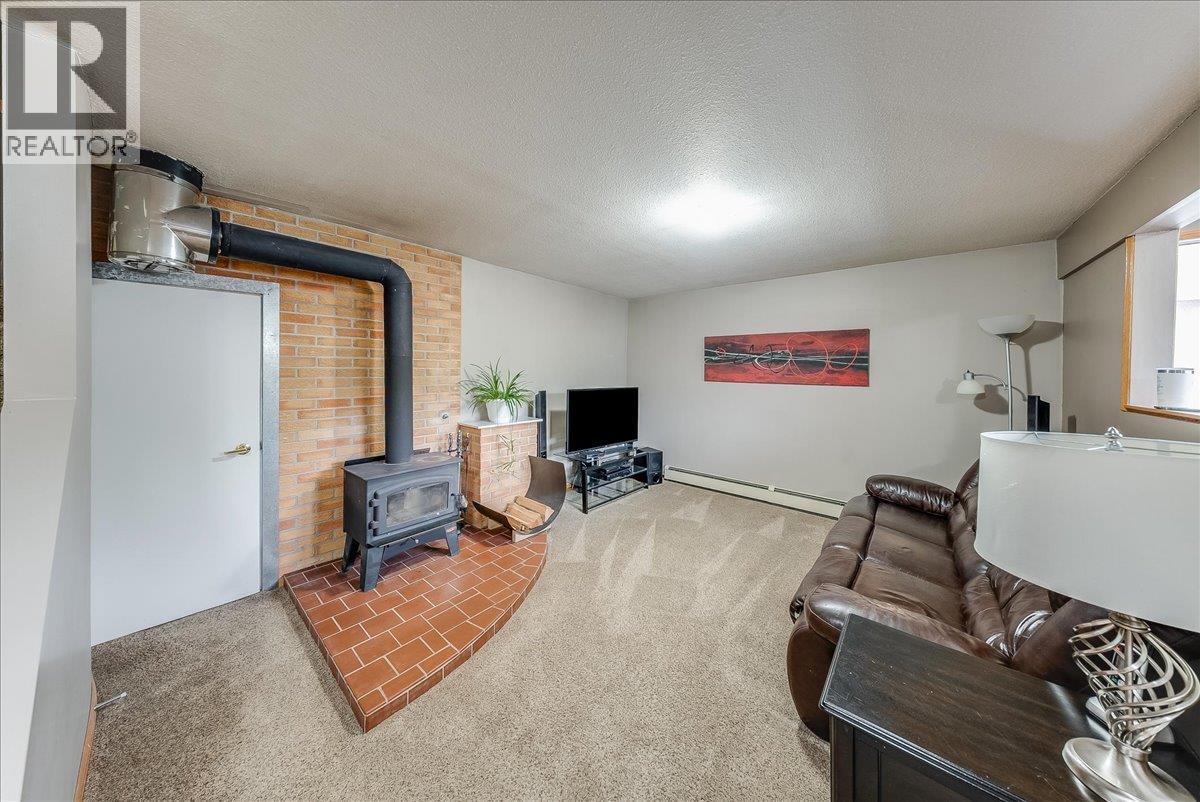 128 Colley Street, Warfield, BC