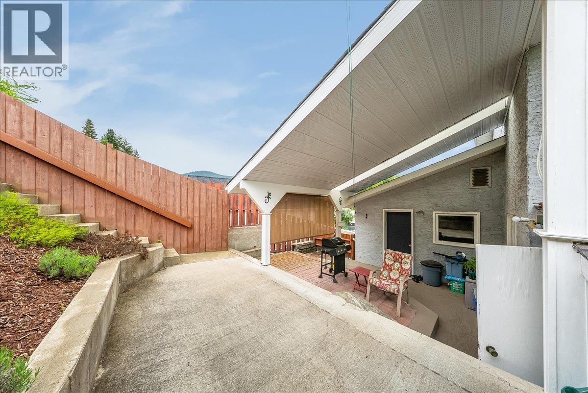 128 Colley Street, Warfield, BC