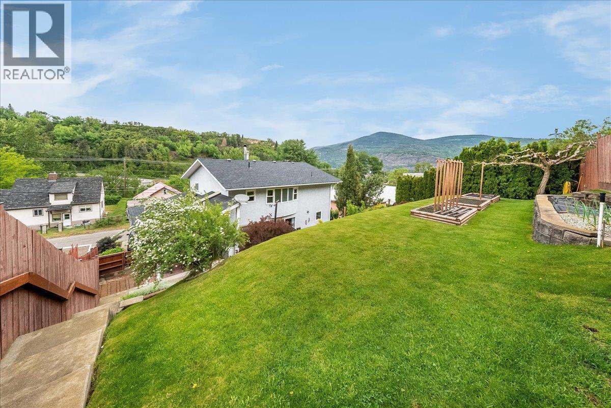 128 Colley Street, Warfield, BC