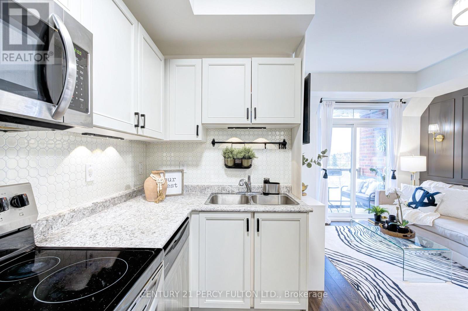 2566 William Jackson Drive, Pickering, ON