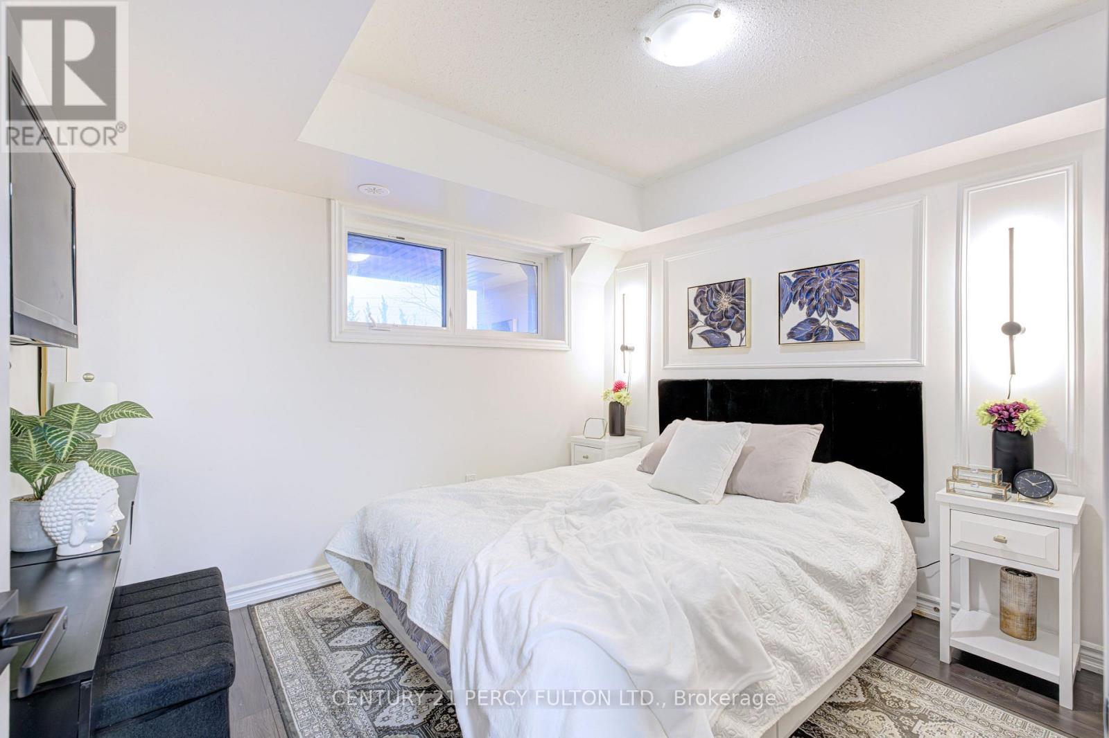 2566 William Jackson Drive, Pickering, ON