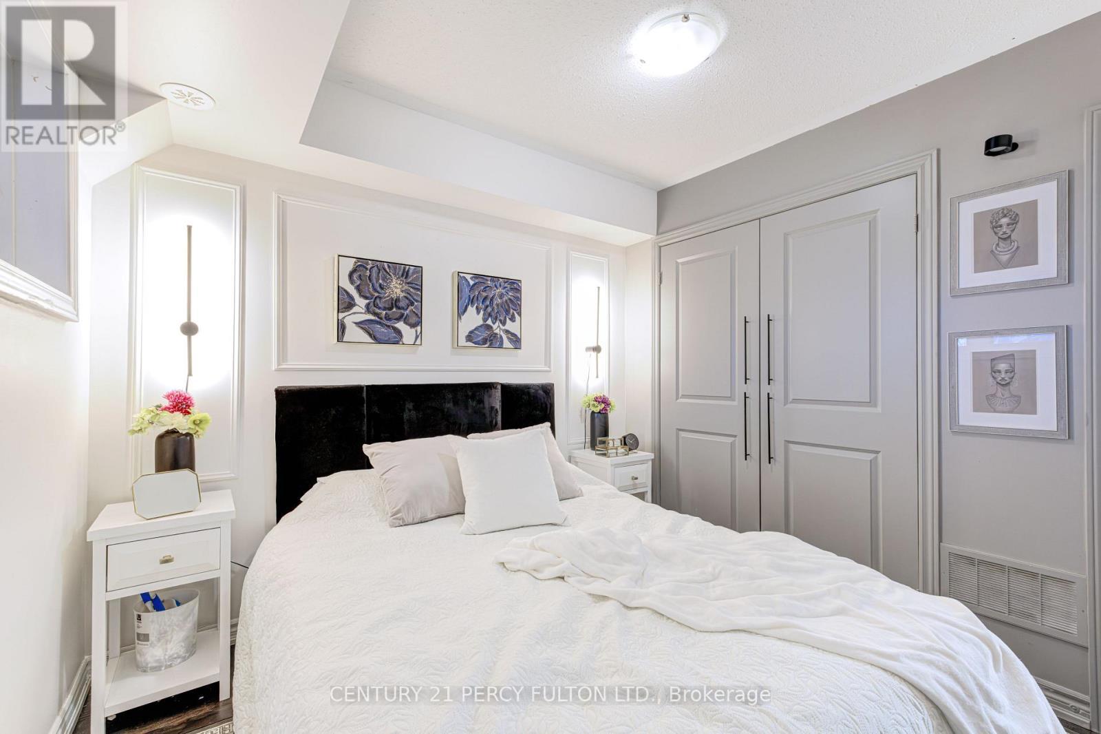 2566 William Jackson Drive, Pickering, ON
