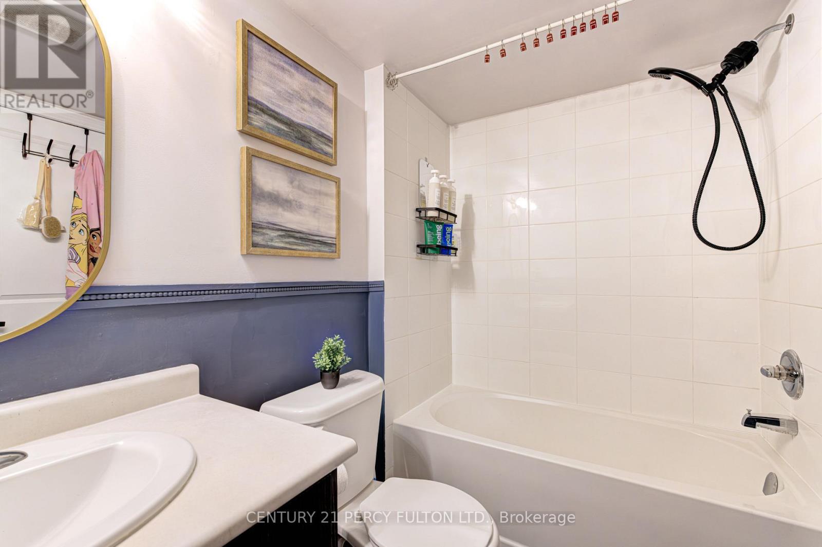 2566 William Jackson Drive, Pickering, ON