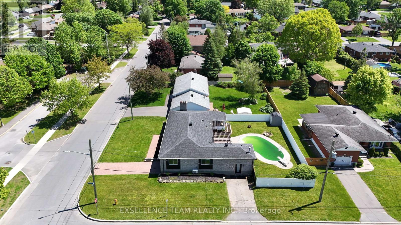 616 Surgenor Street W, Cornwall, ON