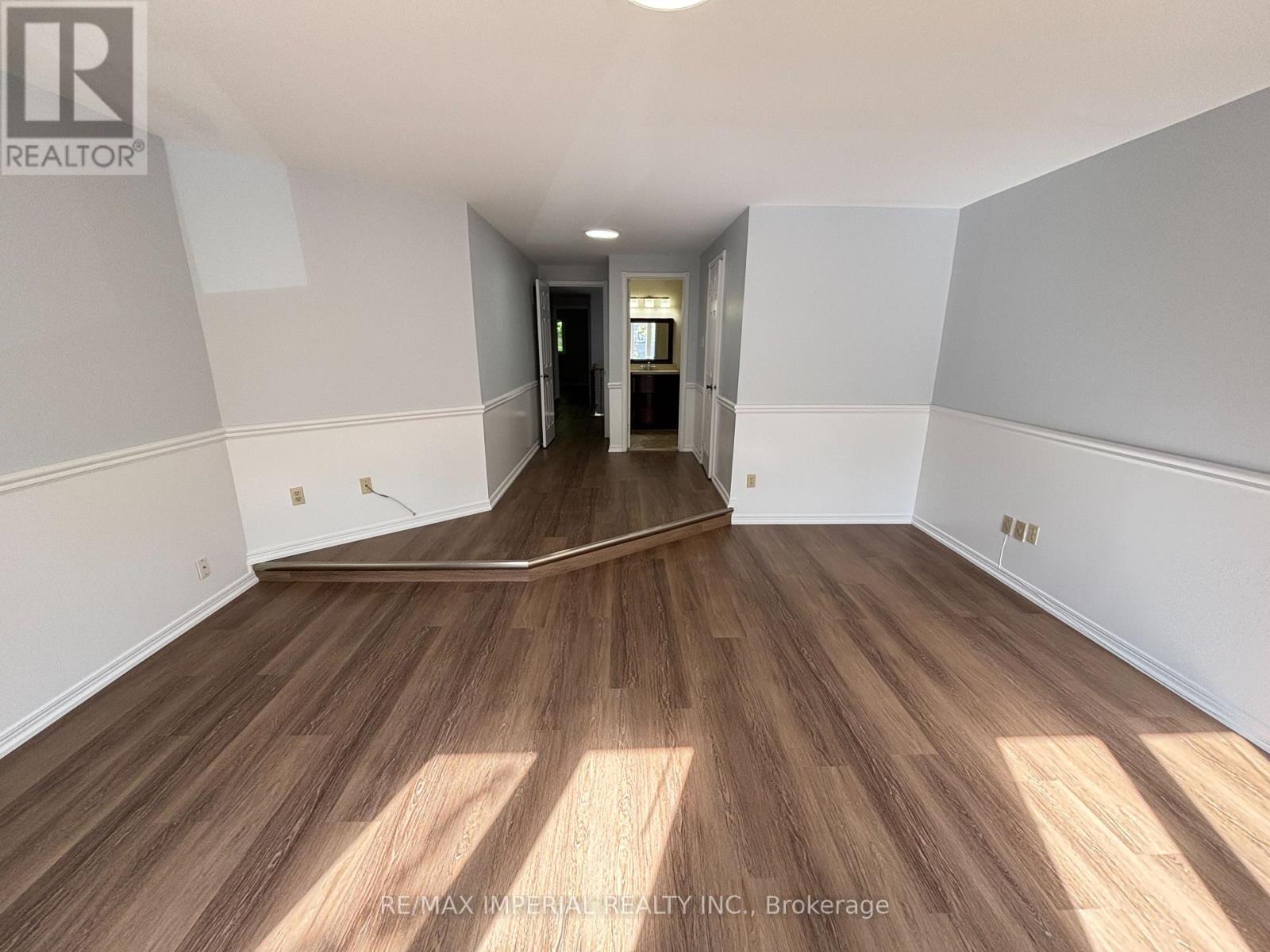 98 Mcmorran Crescent, Vaughan, ON