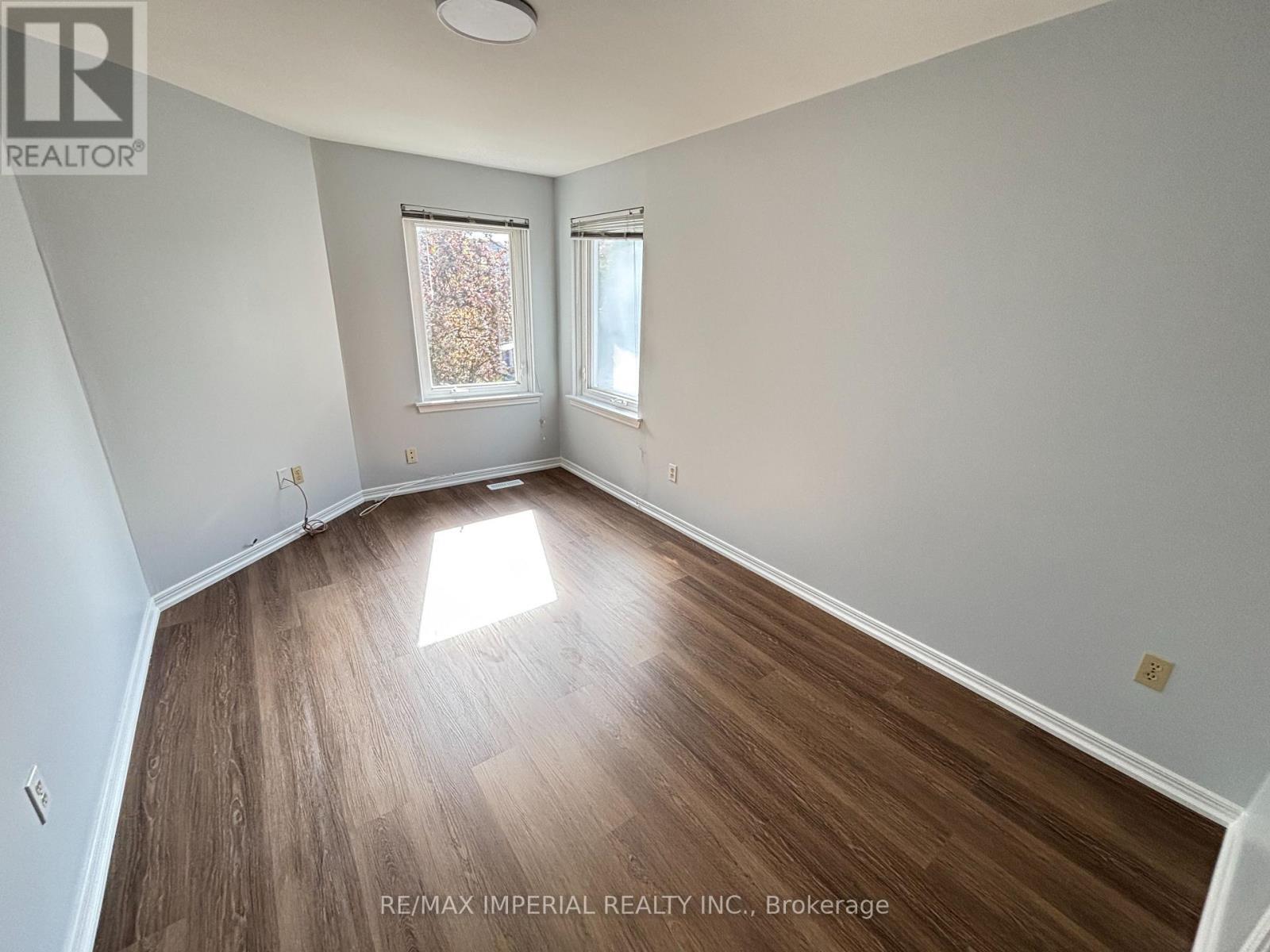 98 Mcmorran Crescent, Vaughan, ON