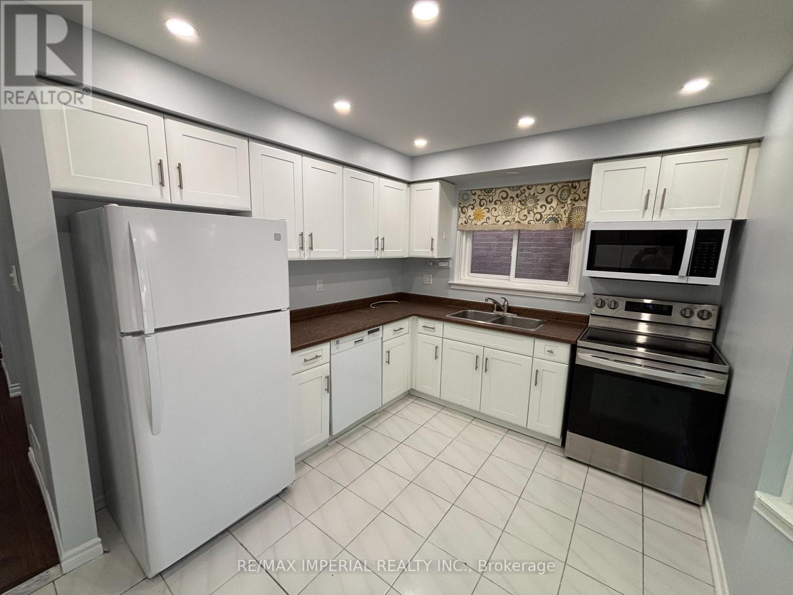98 Mcmorran Crescent, Vaughan, ON