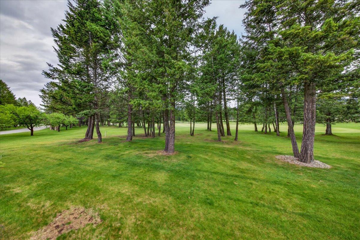 3-7559 Columbia Avenue, Radium Hot Springs, BC - Outdoor With View