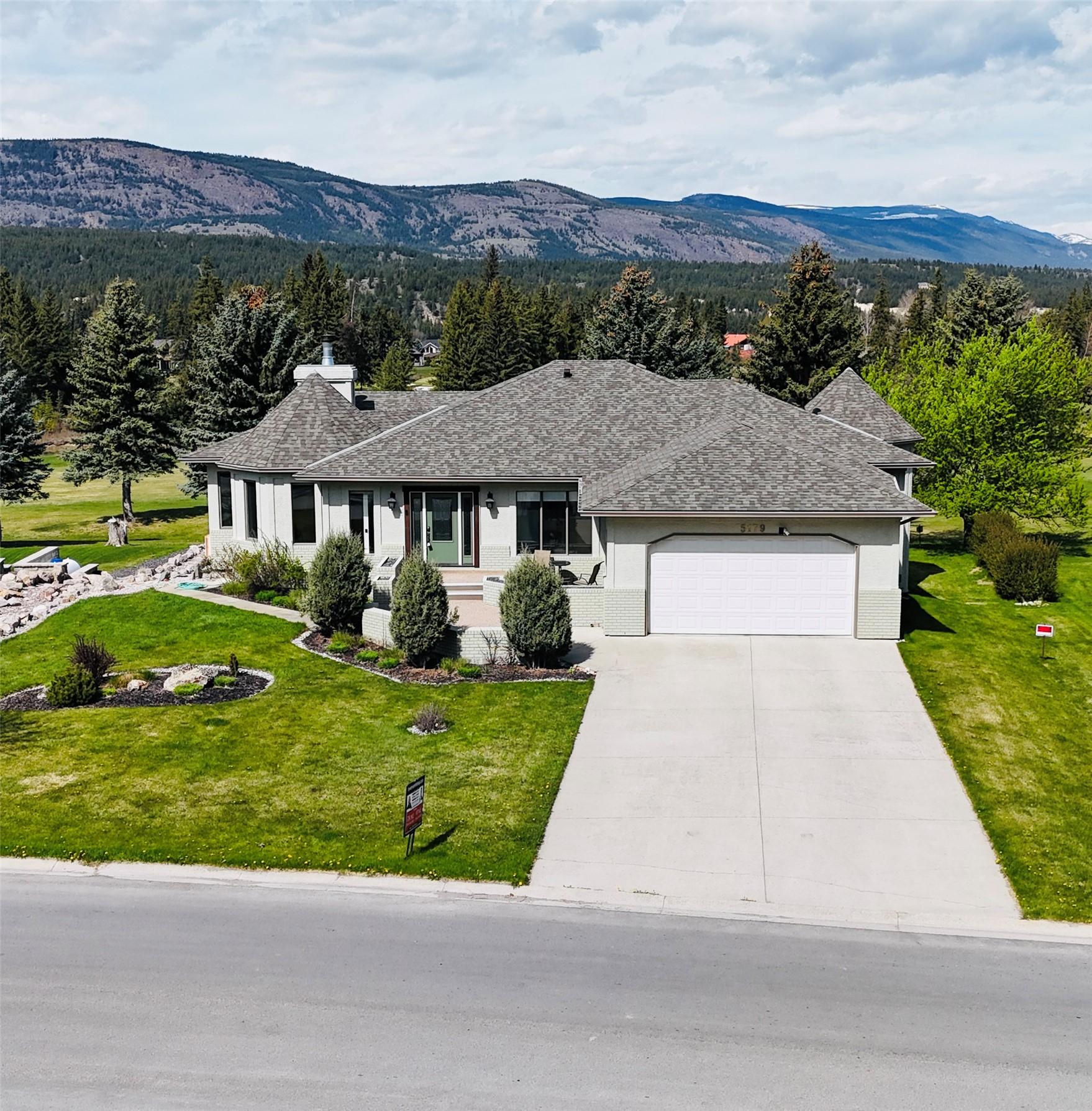 5179 Riverview Road, Fairmont Hot Springs, BC - Outdoor