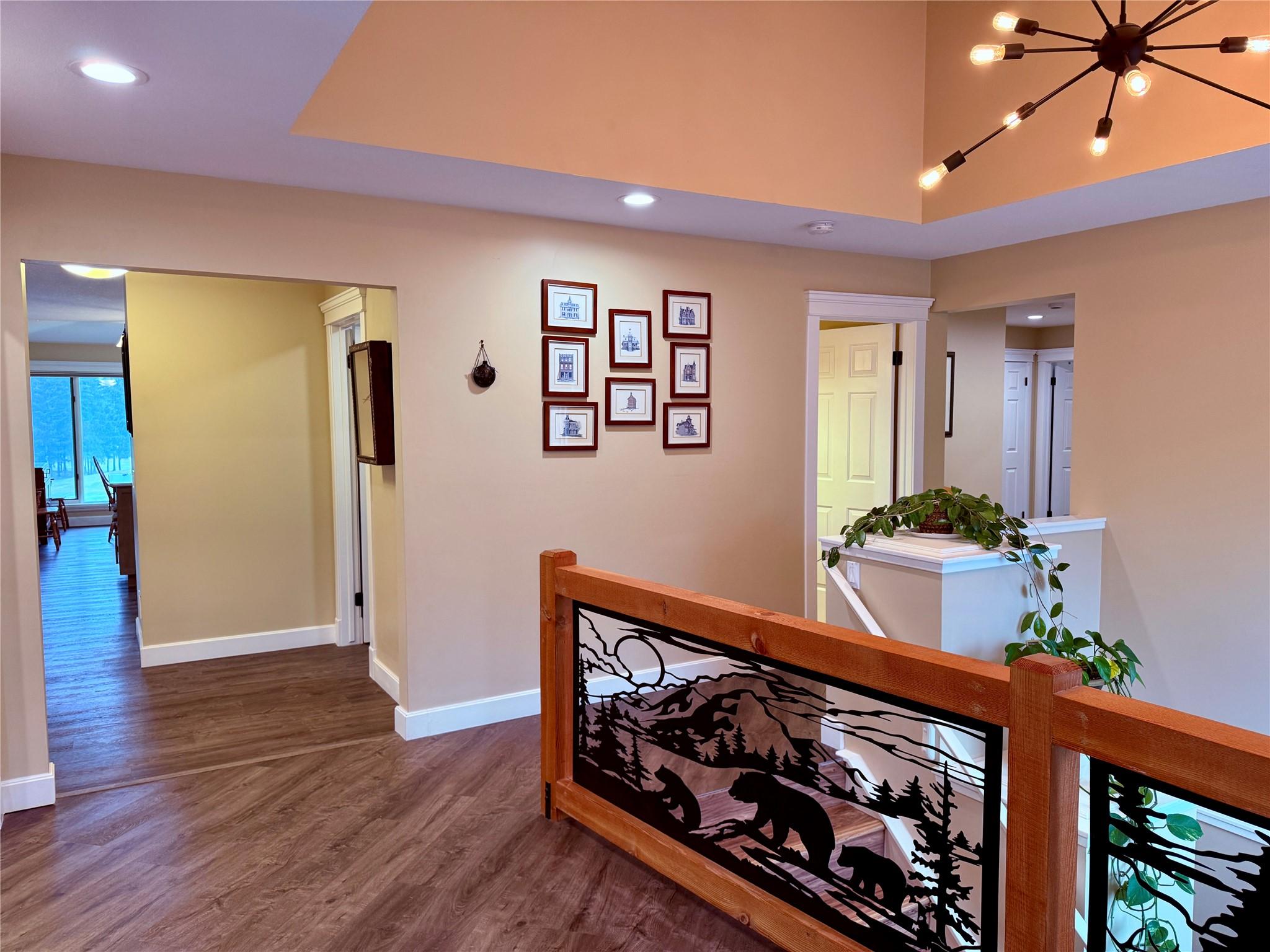 5179 Riverview Road, Fairmont Hot Springs, BC - Indoor Photo Showing Other Room