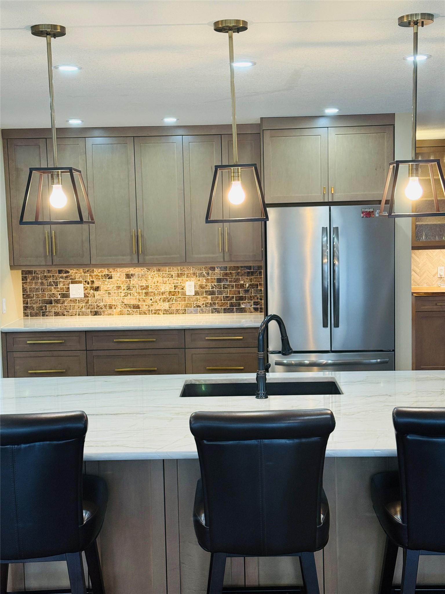 5179 Riverview Road, Fairmont Hot Springs, BC - Indoor Photo Showing Kitchen With Upgraded Kitchen