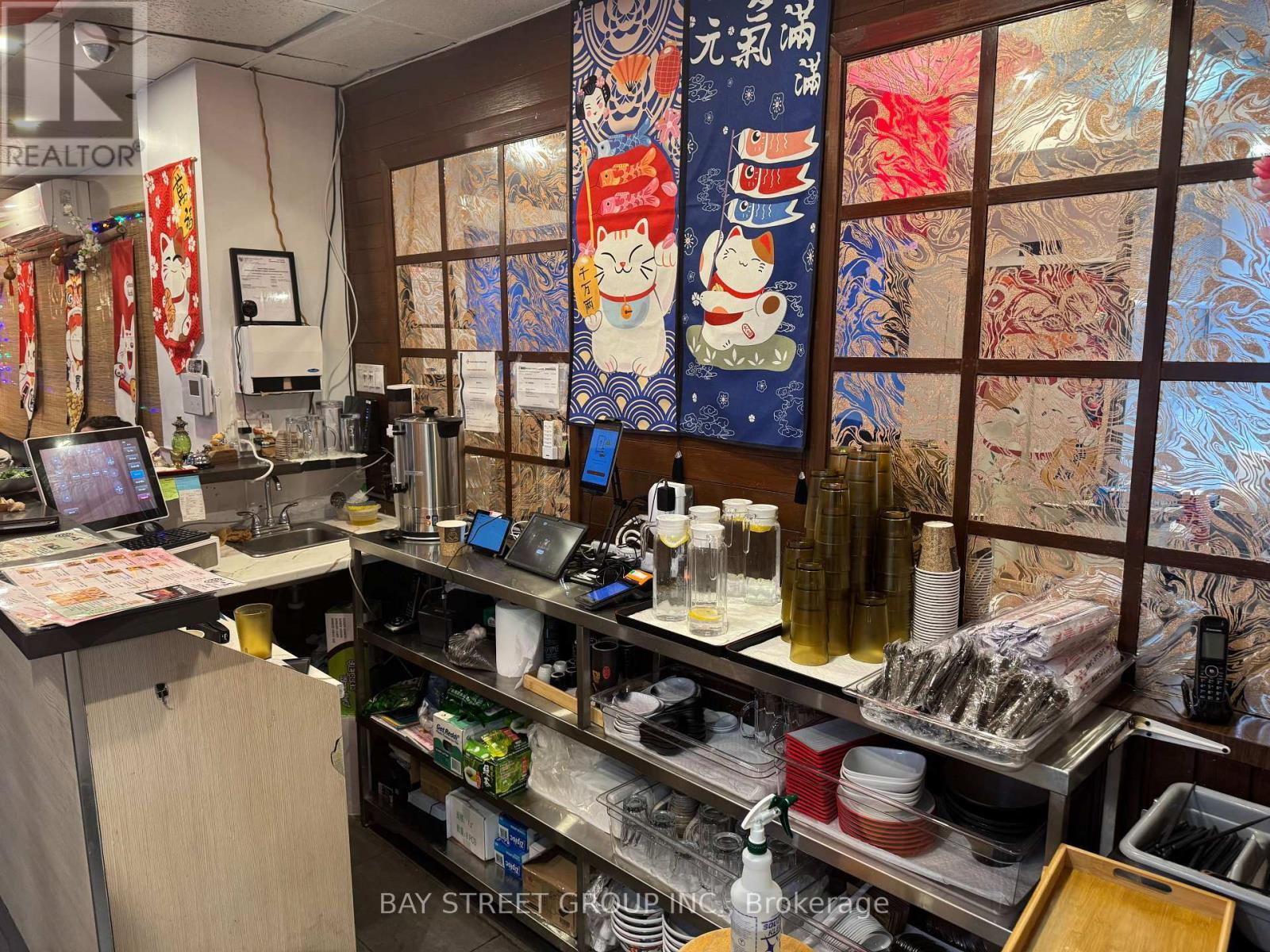 1024 Gerrard Street E, Toronto, ON