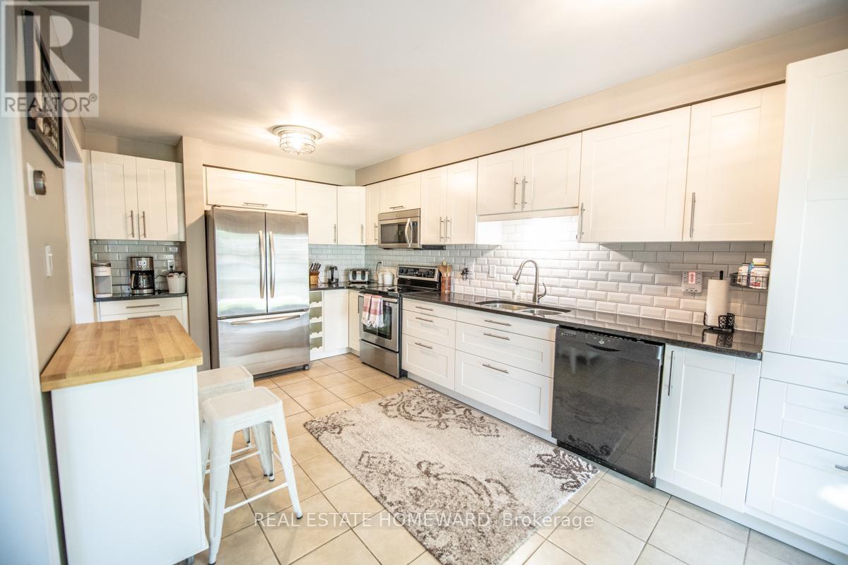 161 Hutton Place, Clarington, ON