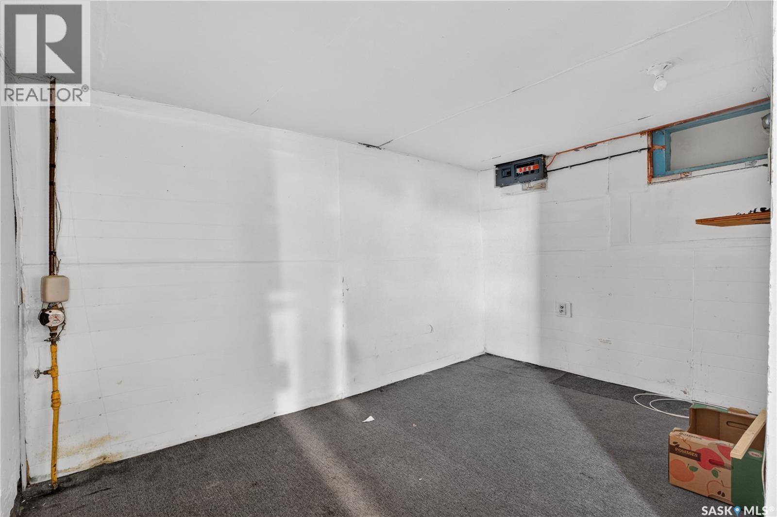305 Burrows Avenue W, Melfort, SK