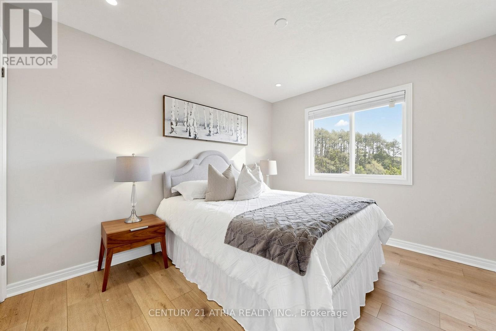 11 Jeffery Drive, Mulmur, ON