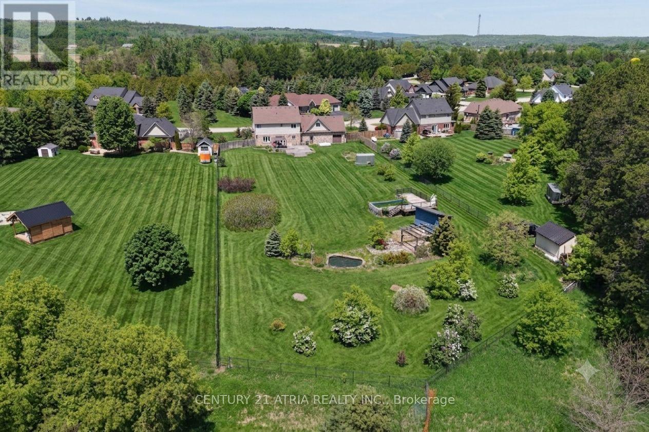 11 Jeffery Drive, Mulmur, ON