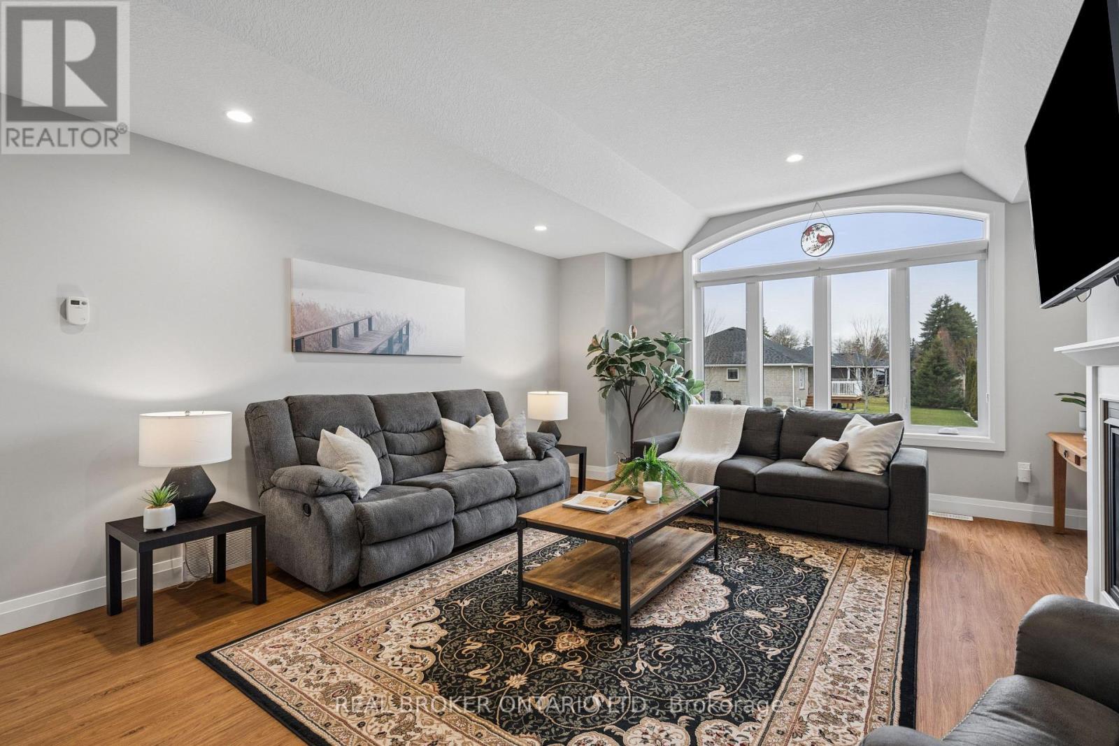480 Grand Trunk Street, Minto, ON