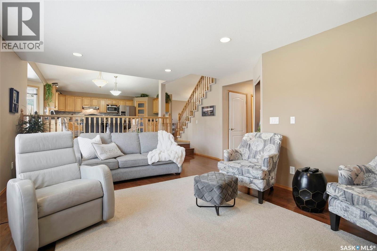 211 Brookmore Lane, Saskatoon, SK