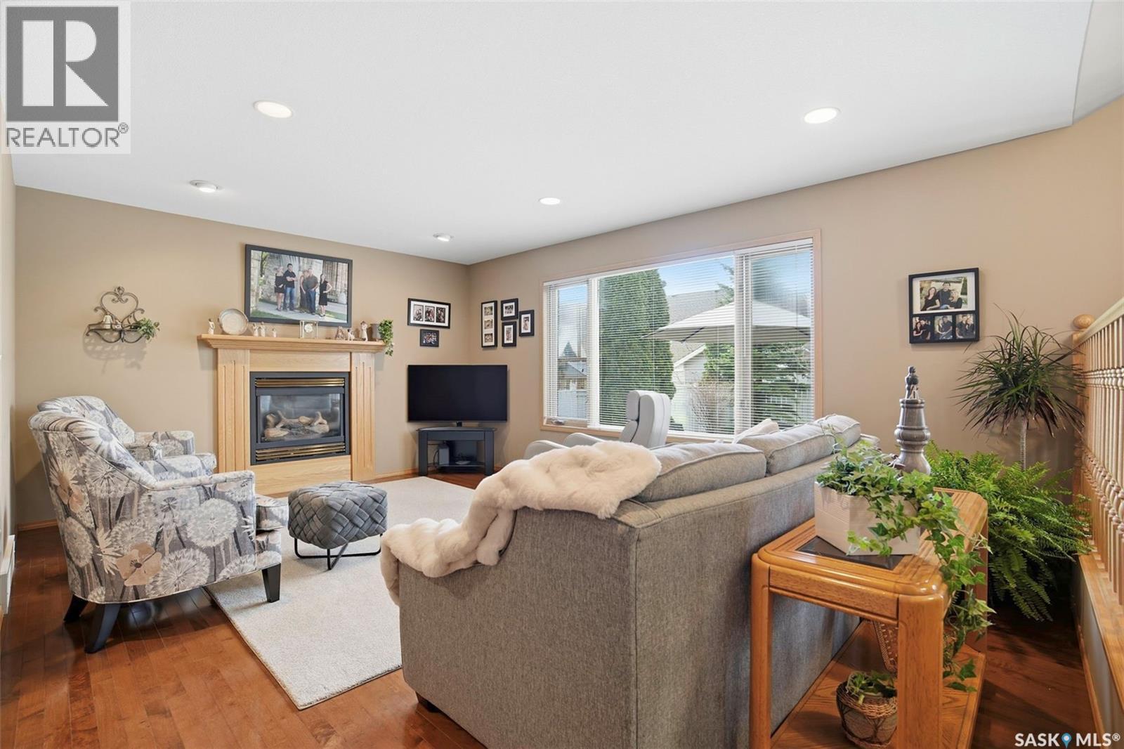 211 Brookmore Lane, Saskatoon, SK