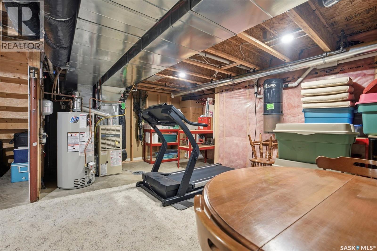 211 Brookmore Lane, Saskatoon, SK