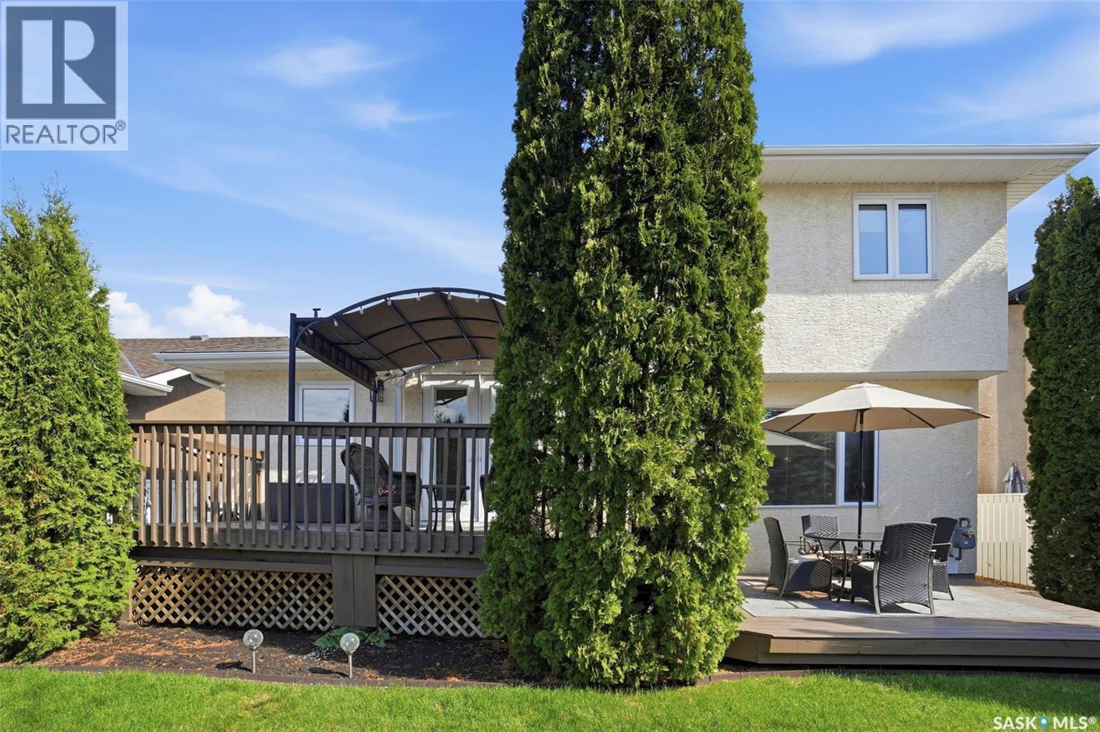 211 Brookmore Lane, Saskatoon, SK