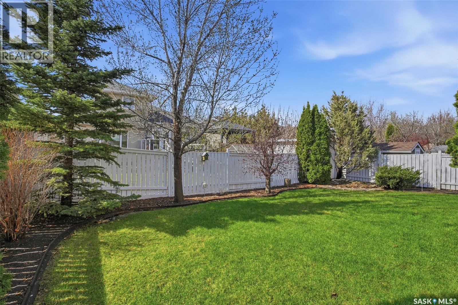211 Brookmore Lane, Saskatoon, SK
