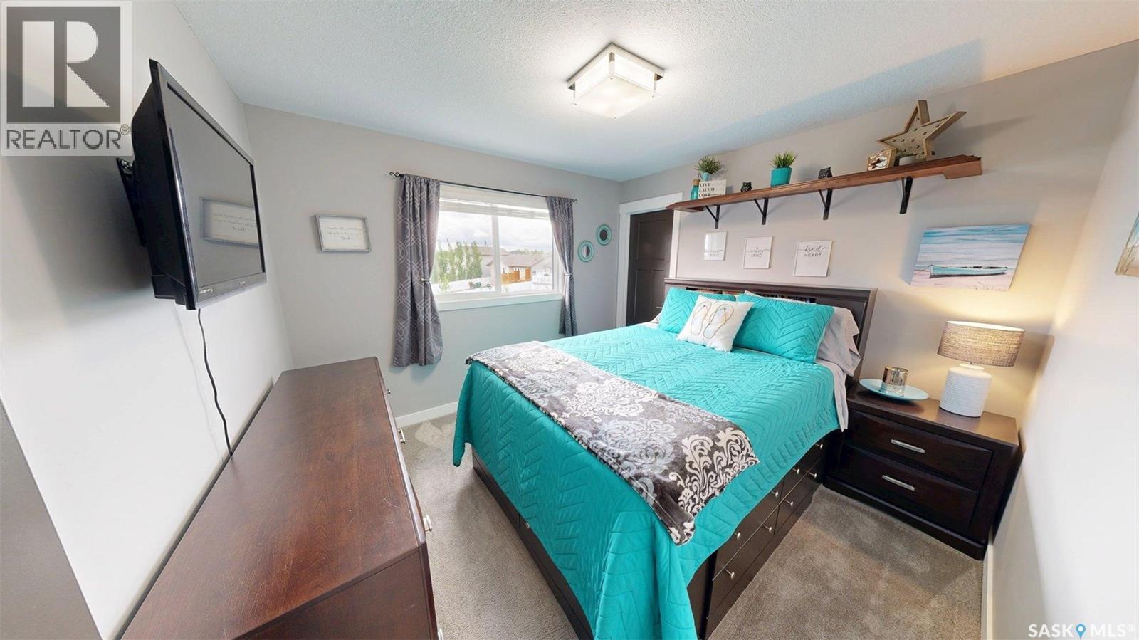 723 Aspen Crescent, Pilot Butte, SK