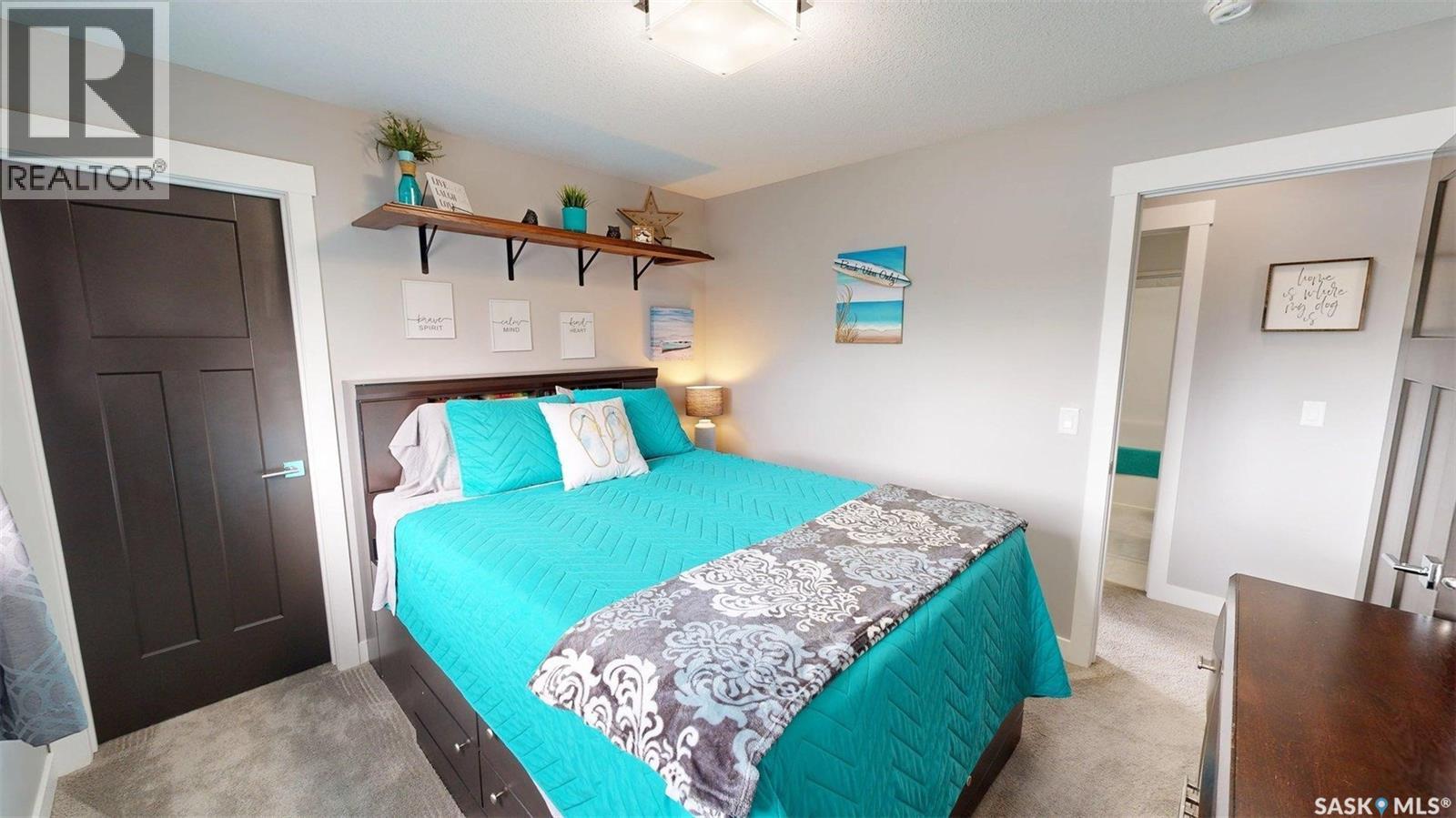 723 Aspen Crescent, Pilot Butte, SK