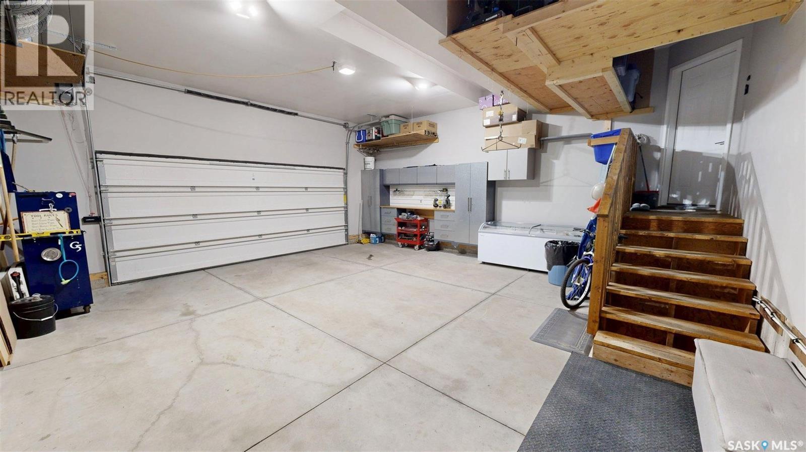 723 Aspen Crescent, Pilot Butte, SK