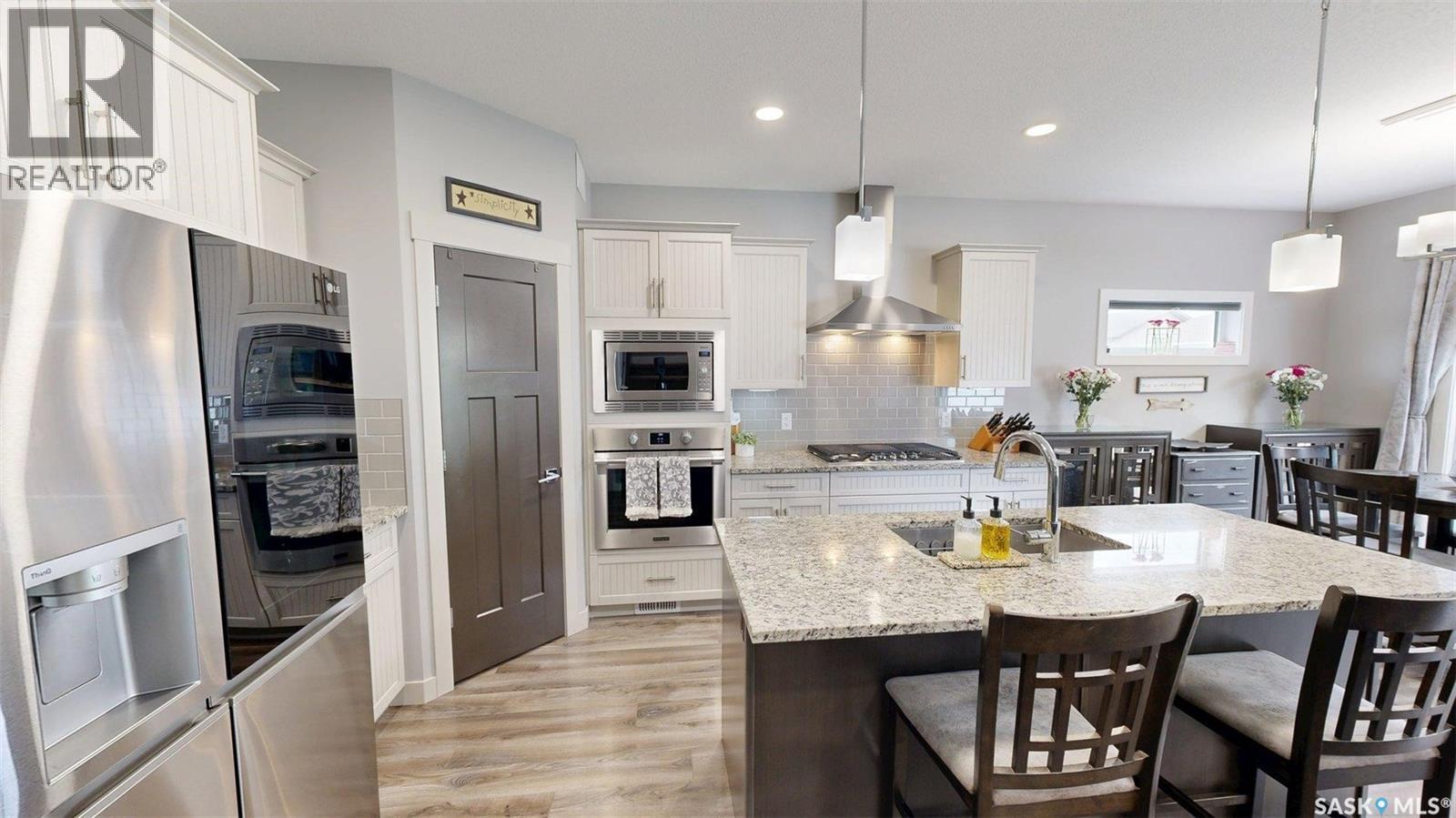 723 Aspen Crescent, Pilot Butte, SK
