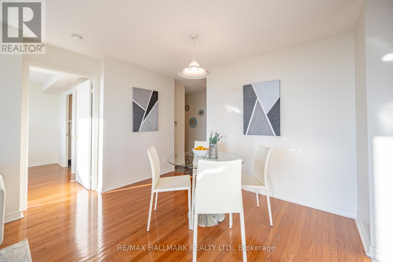 LIVING ROOM - 1705 - 88 Grangeway Avenue, Toronto, ON