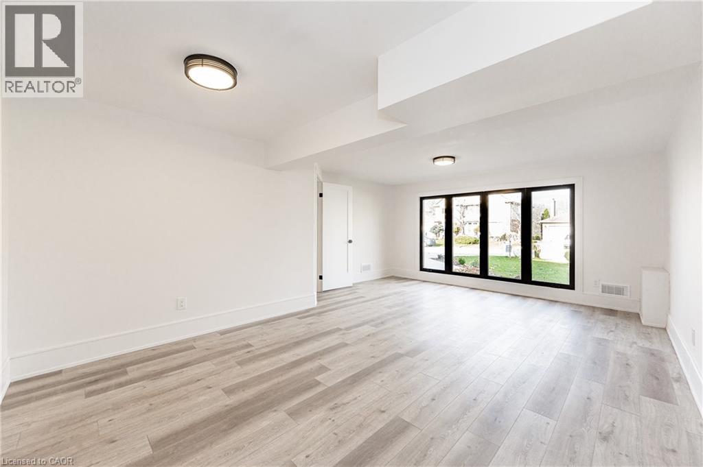 175 Bluebell Crescent, Ancaster, ON