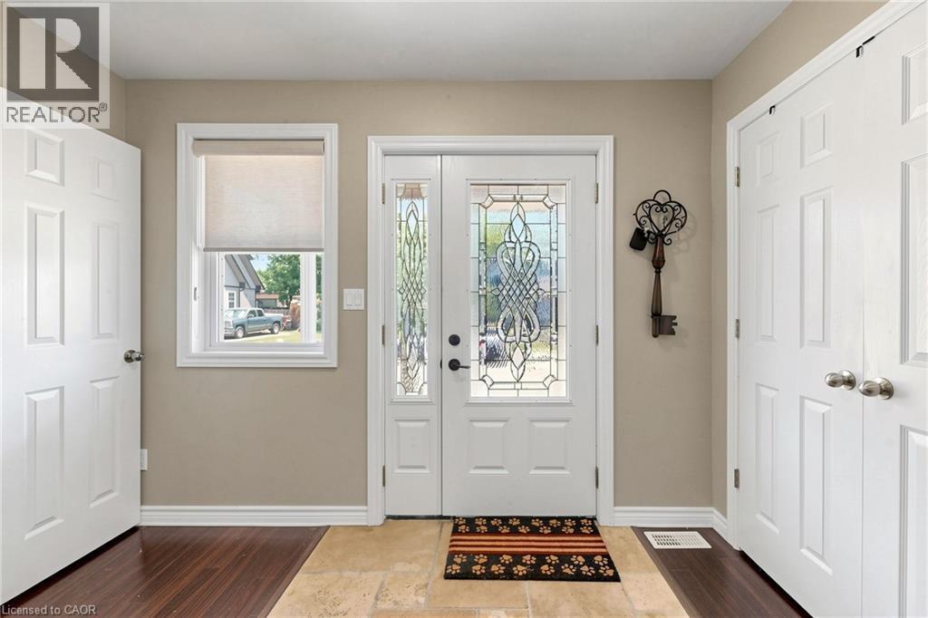 7 Windermere Avenue, Hamilton, ON