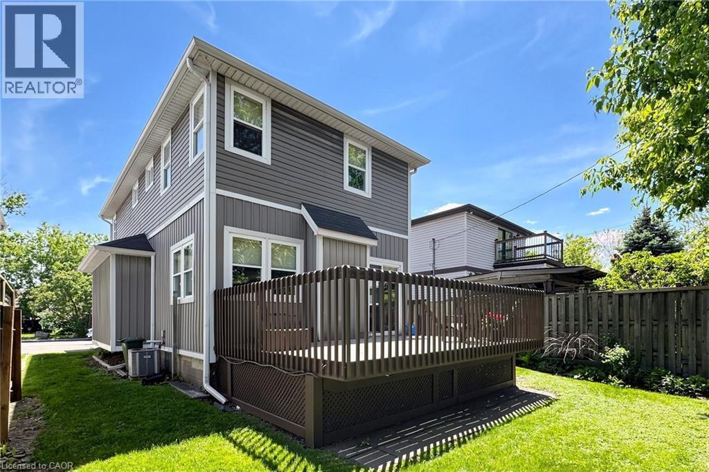 7 Windermere Avenue, Hamilton, ON