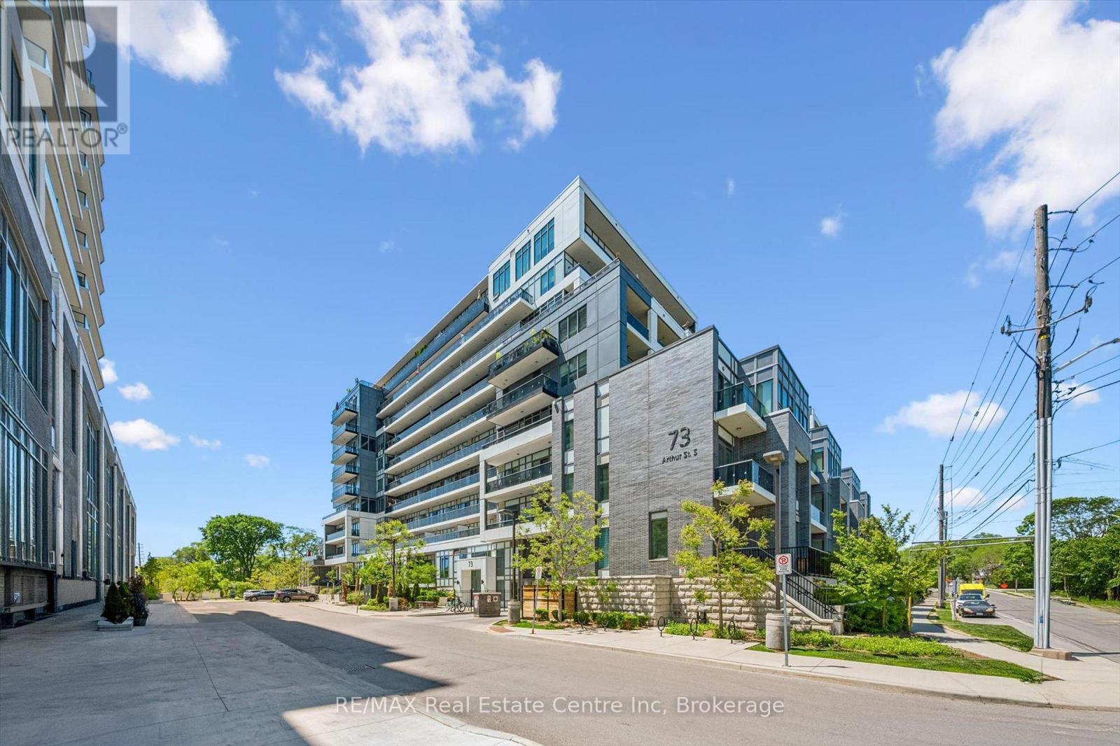 402 - 73 Arthur Street S, Guelph (Downtown), ON