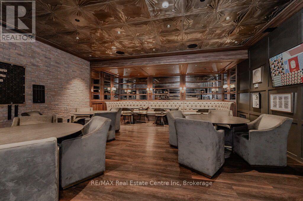 402 - 73 Arthur Street S, Guelph (Downtown), ON