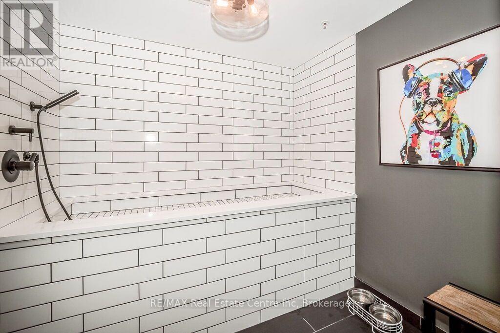 402 - 73 Arthur Street S, Guelph (Downtown), ON