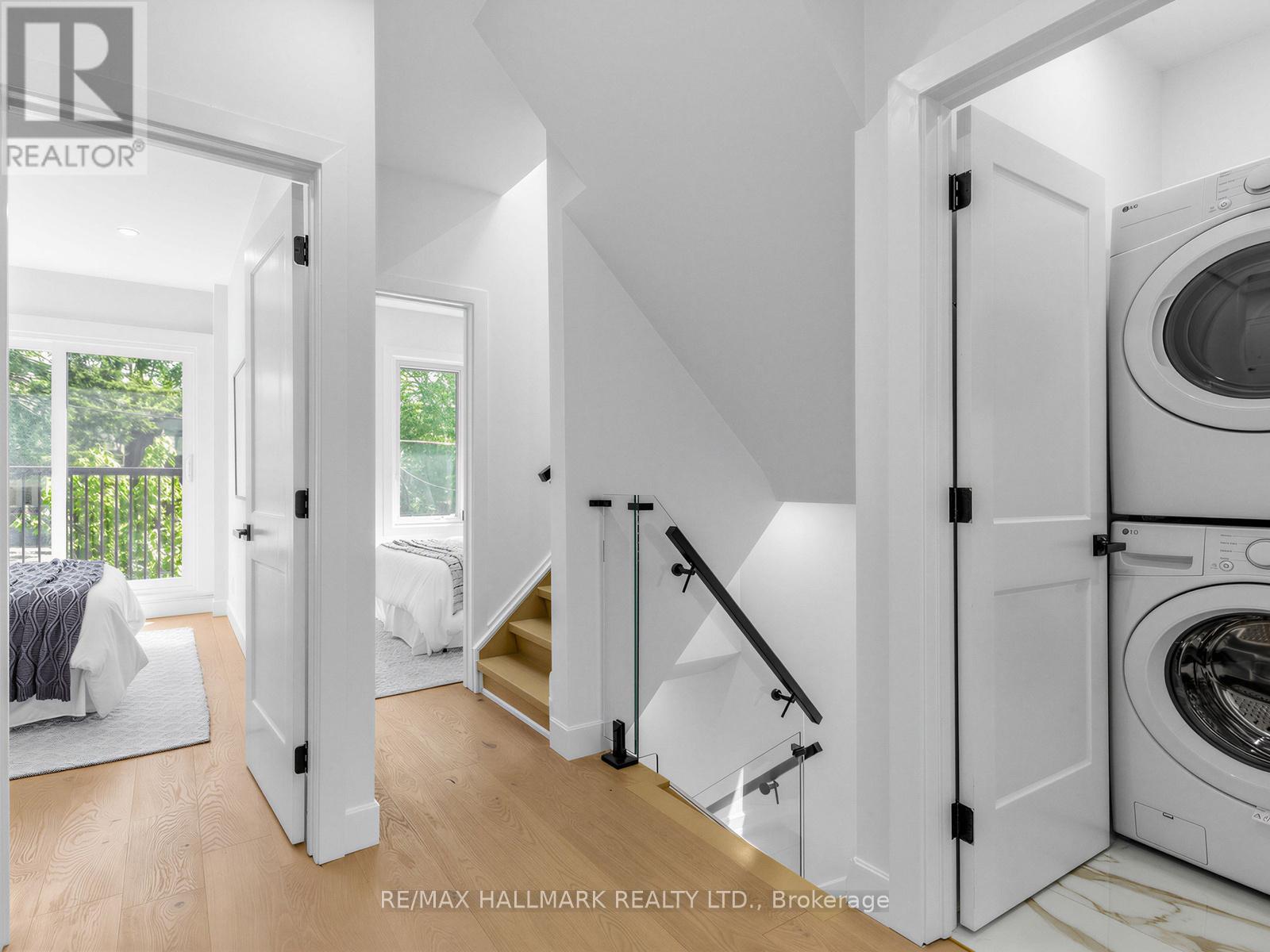 208 Gainsborough Road, Toronto, ON