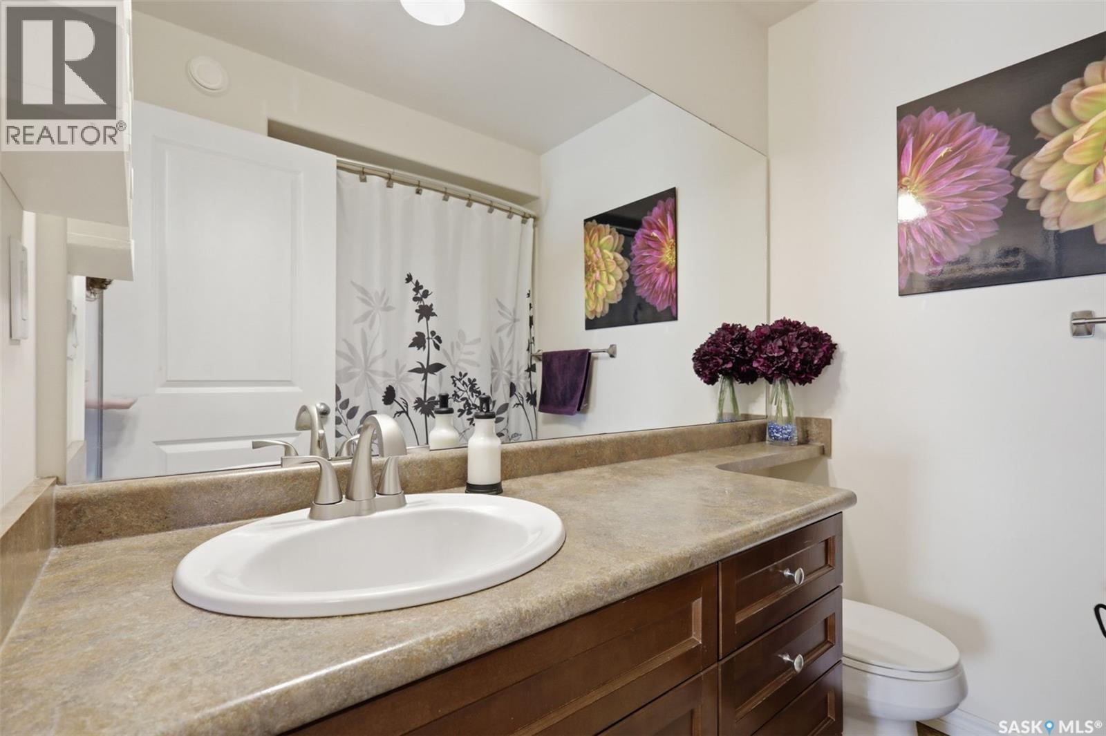 646 Hampton Circle, Saskatoon, SK