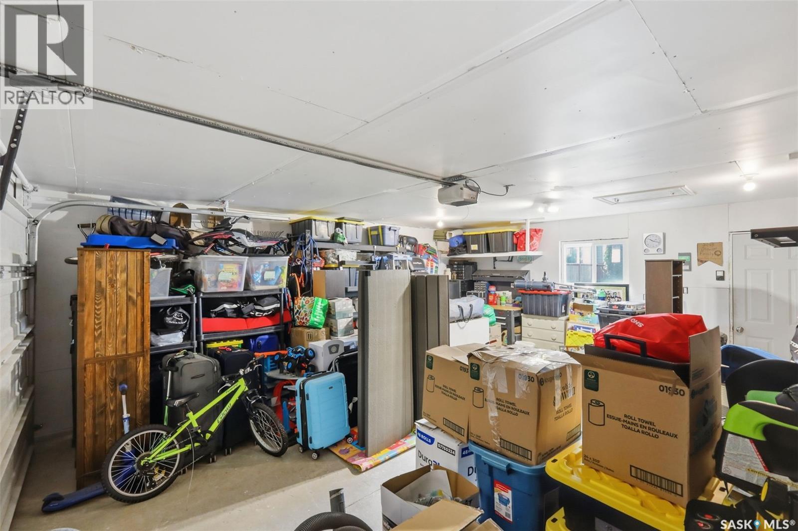 646 Hampton Circle, Saskatoon, SK