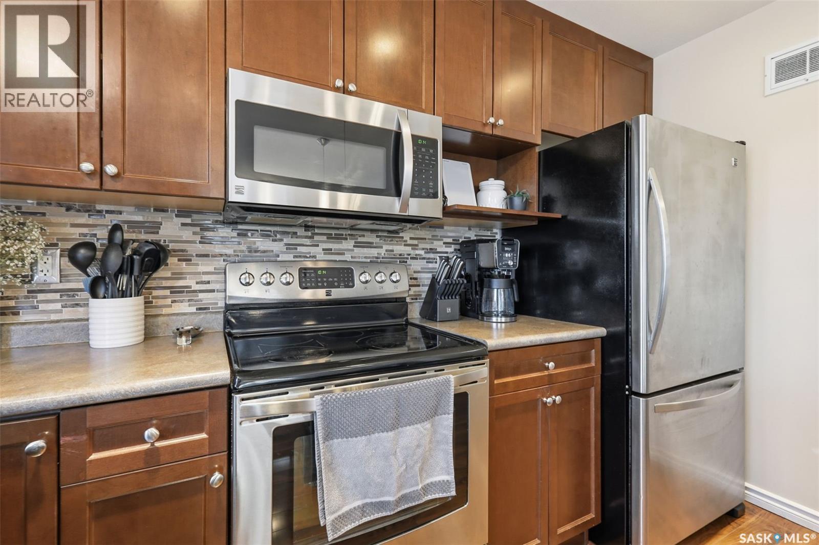 646 Hampton Circle, Saskatoon, SK