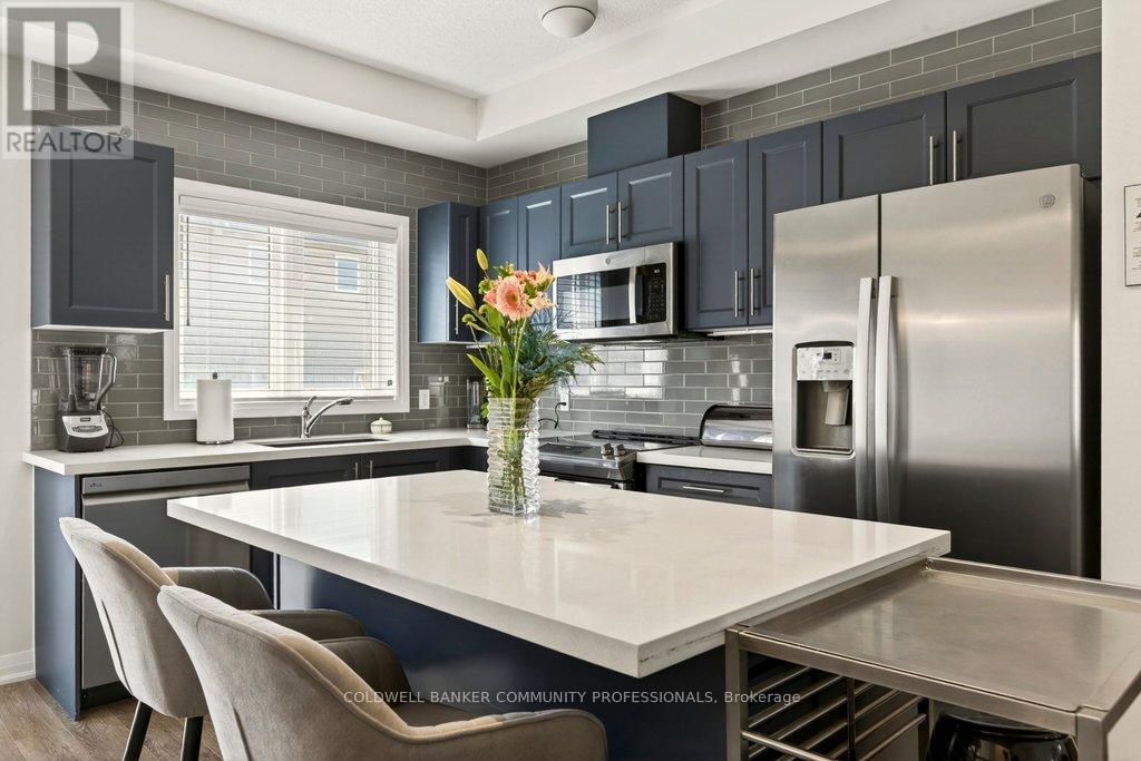 54 Aquarius Crescent, Hamilton, ON