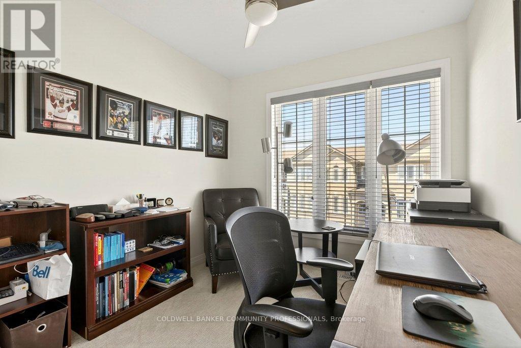 54 Aquarius Crescent, Hamilton, ON