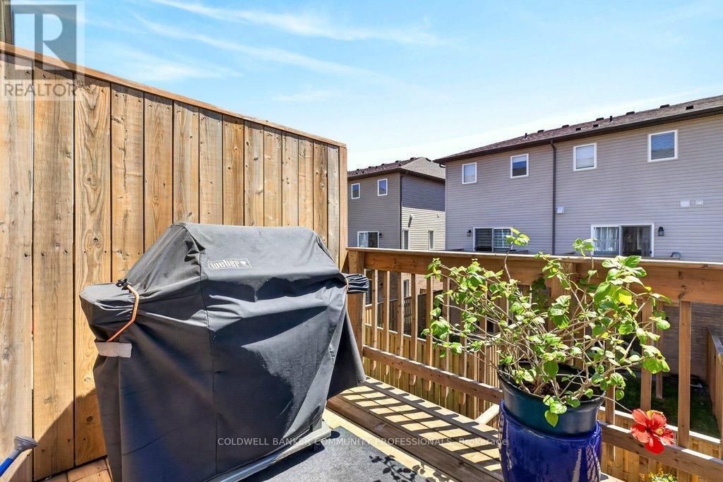 54 Aquarius Crescent, Hamilton, ON