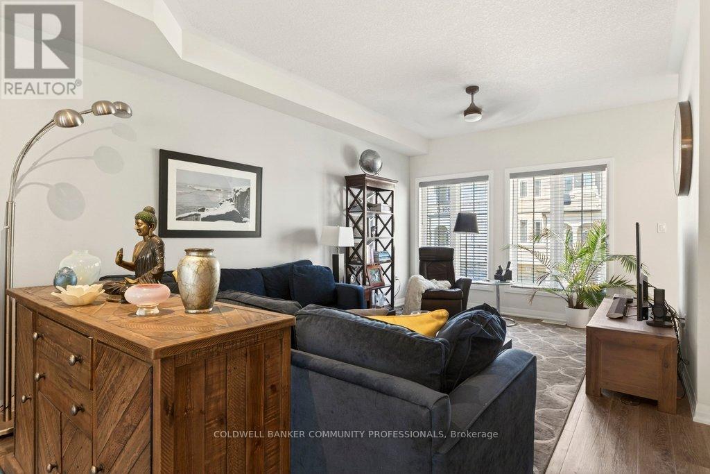 54 Aquarius Crescent, Hamilton, ON