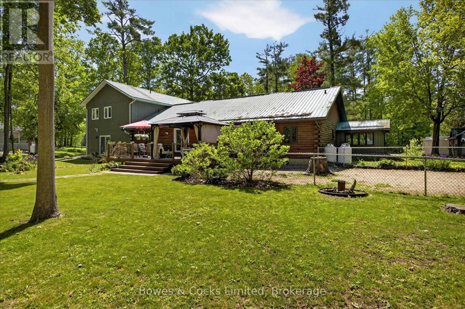 1 Graham Drive, Kawartha Lakes (Fenelon Falls), ON