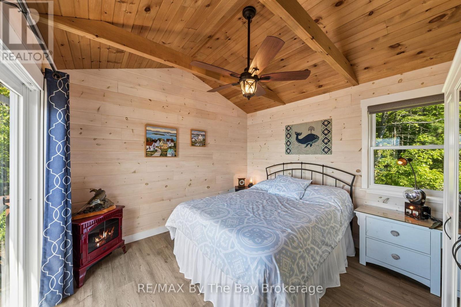 6980 Island 1810/Bone Island, Georgian Bay (Gibson), ON