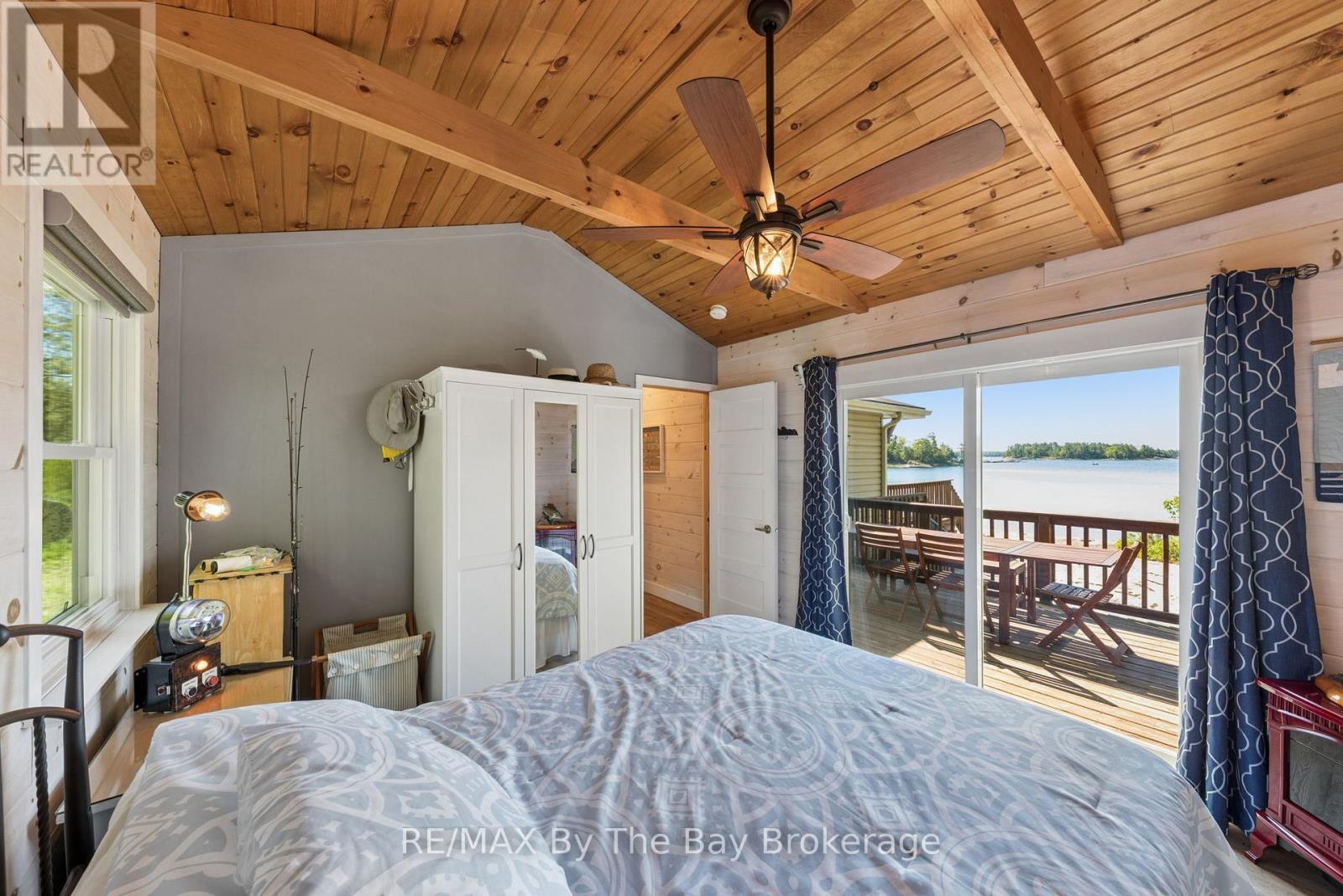 6980 Island 1810/Bone Island, Georgian Bay (Gibson), ON